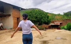 大尺度床戏哔哩哔哩